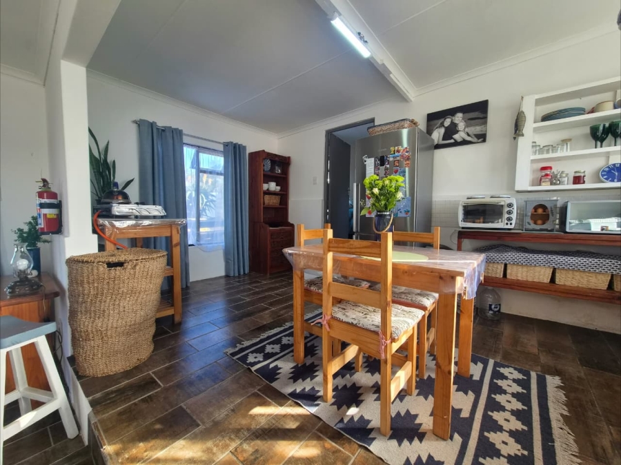 2 Bedroom Property for Sale in Stilbaai Oos Western Cape